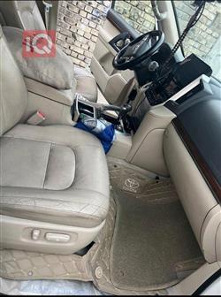 تۆیۆتا لاند کروزەر